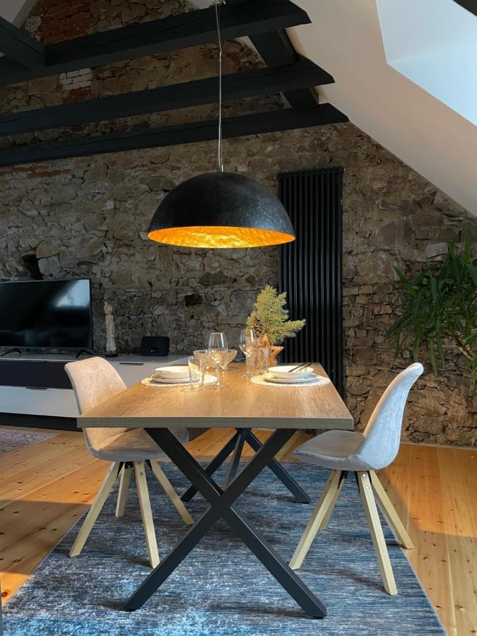Voh Super Exklusives Loft, Zentral, Smart-Tv, Parkplatz Apartment Vohenstrauss Exterior photo