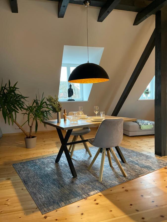 Voh Super Exklusives Loft, Zentral, Smart-Tv, Parkplatz Apartment Vohenstrauss Exterior photo