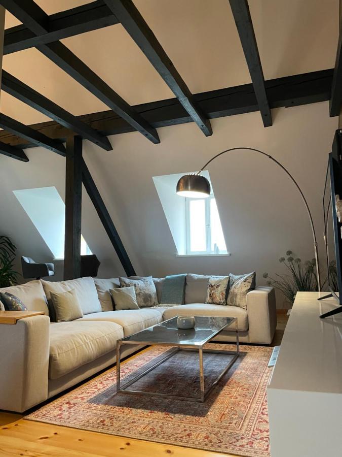 Voh Super Exklusives Loft, Zentral, Smart-Tv, Parkplatz Apartment Vohenstrauss Exterior photo